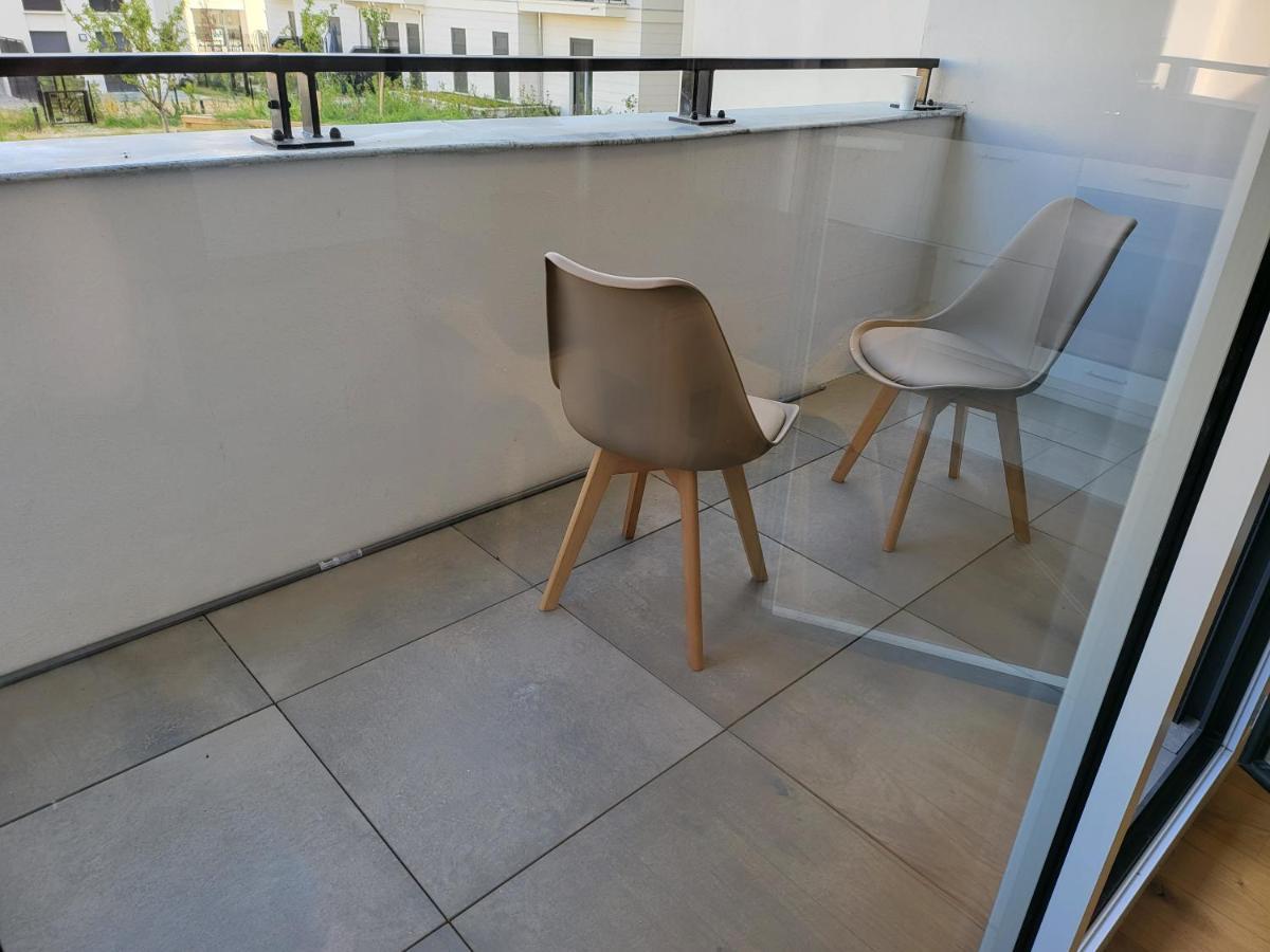 Superbe Appartement A 3Min A Pieds De La Gare Chessy  Eksteriør bilde